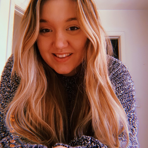 Meet your Posher, Lindsey - Picture 1 of 1